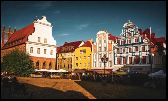 Hanza Tower Hotel Platinium 5 Stars Szczecin Exterior photo